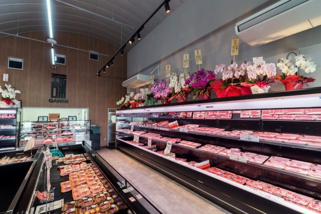 高断熱スチールアーチ店舗｜インシュレーション工法を採用した精肉店 イメージ7