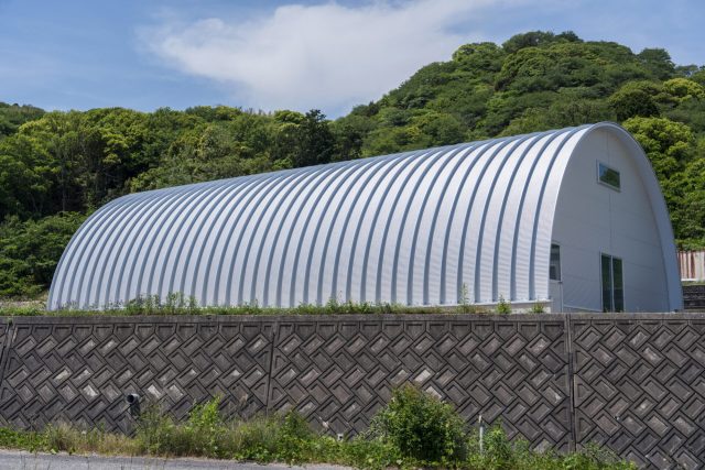 重機・資材保管に最適なスチールアーチ倉庫｜短工期・低コストの施工事例 イメージ17