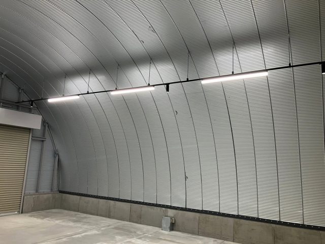スチールアーチ無柱空間｜短工期・低コストでつくる倉庫 イメージ6