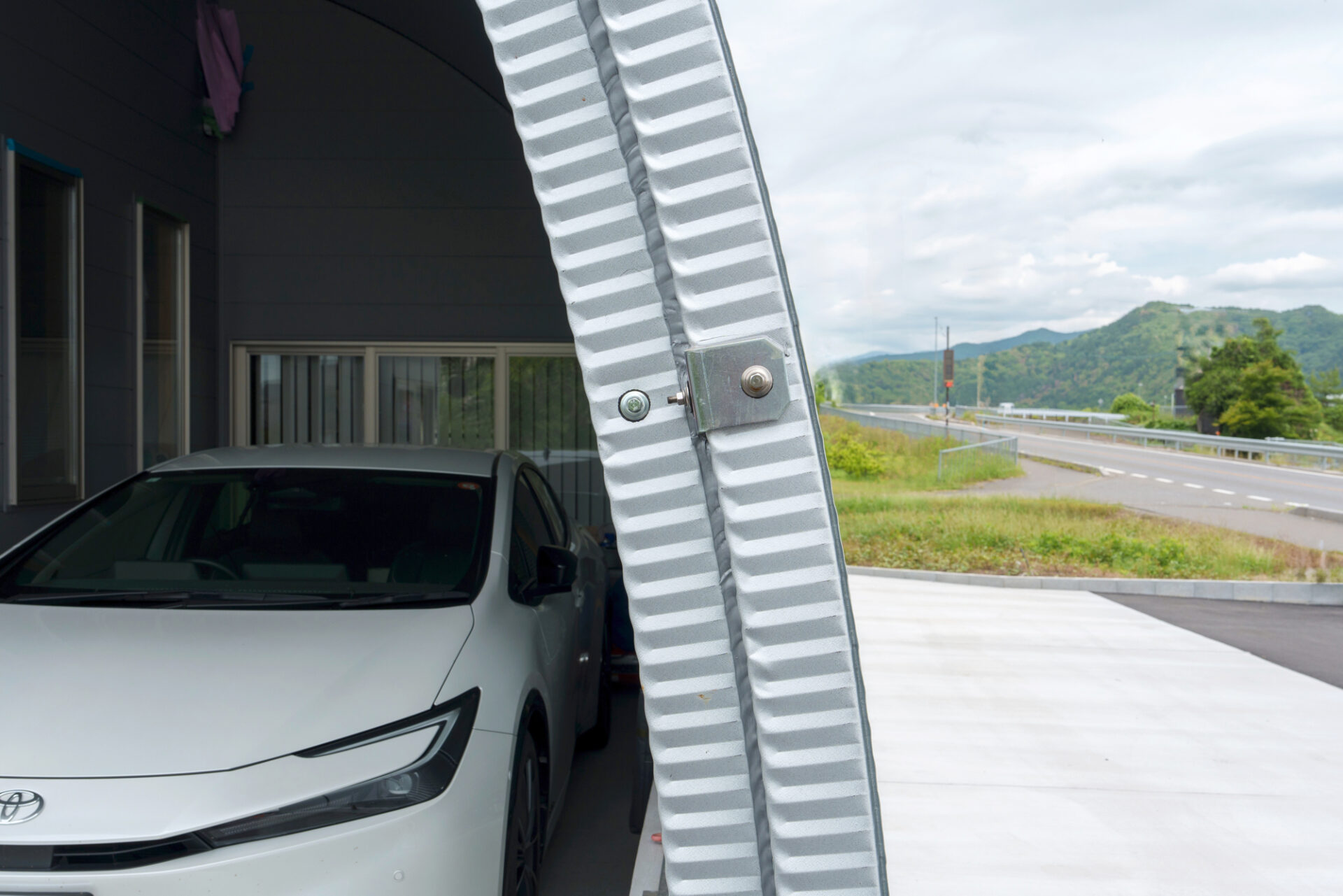 高断熱スチールアーチ倉庫｜無柱空間を倉庫・車庫に有効活用 イメージ14